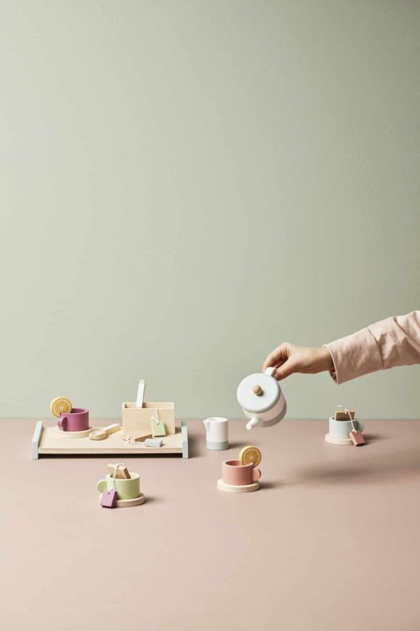 set-de-the-bistro-en-bois-kids-concept