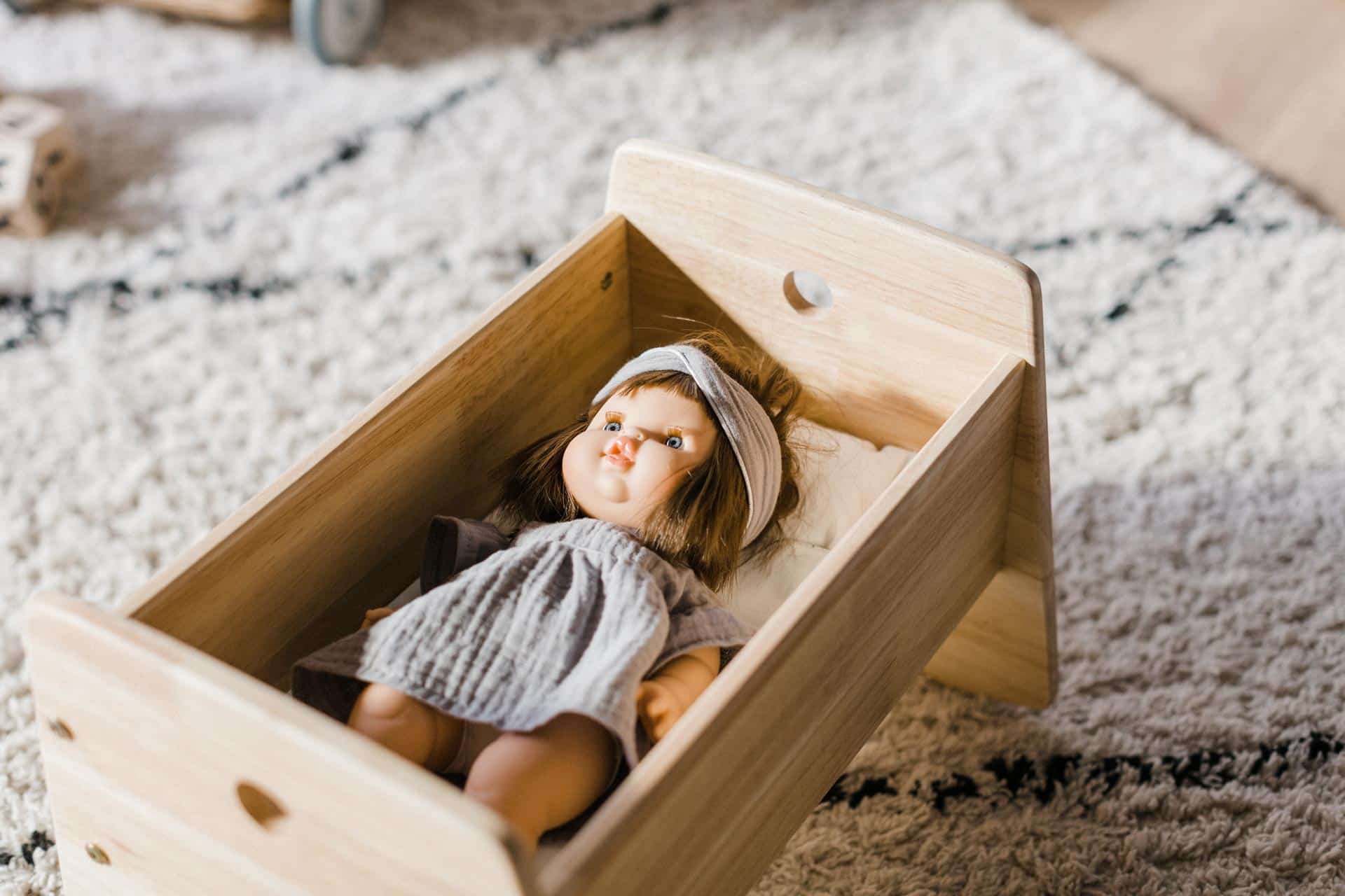 Kinderplay Lit Poupee en Bois, Berceau pour Poupée – Kit Berceau