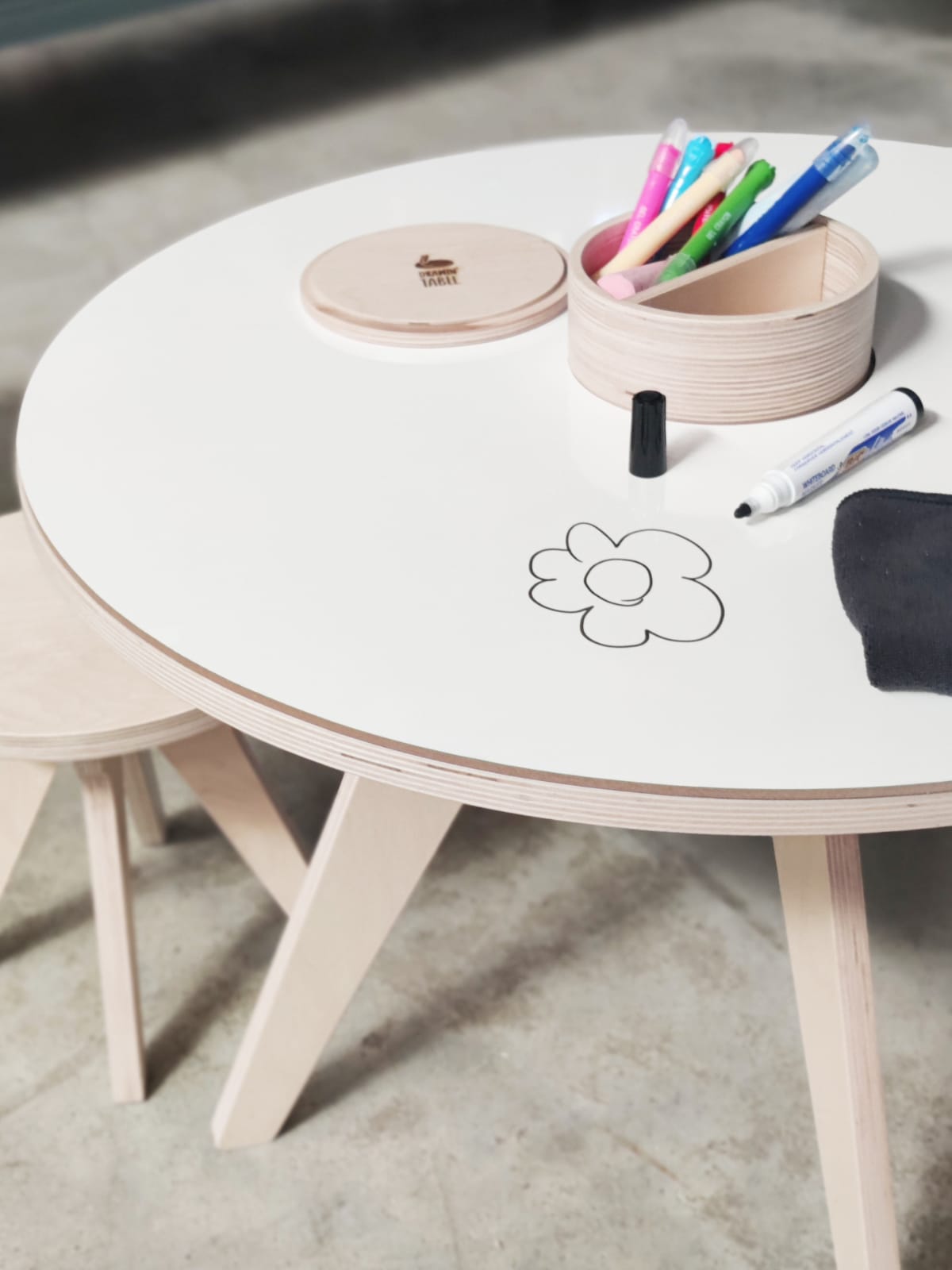 Table à dessiner pour enfant en bois - Drawin'table