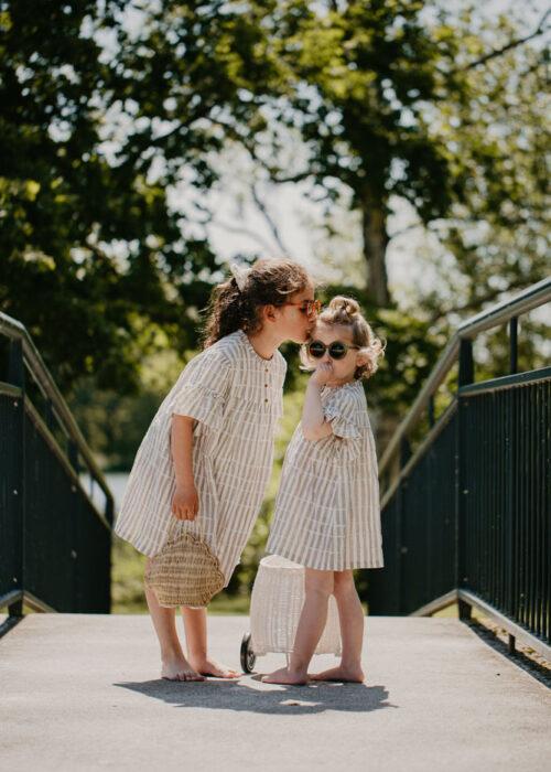 Louise et Clémence avec la robe Daphné